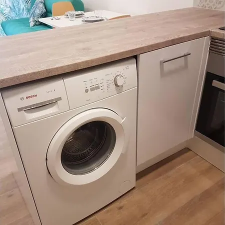 Apartment Cozy With Parking *